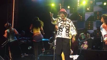 Papa Wemba sur scène à Abidjan (Photo 1)