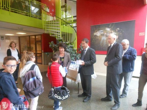 Des dictionnaires pour les collégiens de 6ème