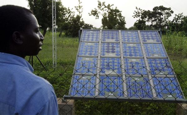 Le Sénégal se dote de sa première centrale solaire