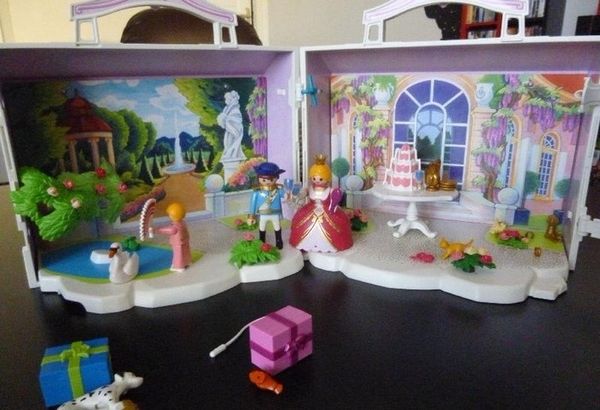 PLAYMOBIL, Le pavillon royal pour toutes les petites princesses!!