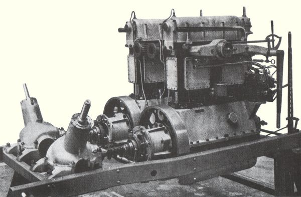 FIAT S 76 les deux moteurs