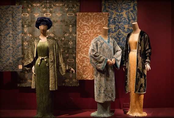 Robes Delphos et manteaux kimono de velours