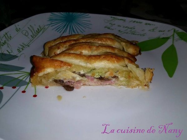 Tresse feuillettée jambon, champignon, gruyère et ravioles
