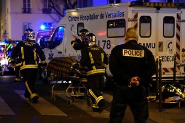 MERCI LES DROIT DE L'HOMMISTES, LES IMMIGRATIONNISTES, LES SOCIALISTES, L'EGLISE, L'UMPS !