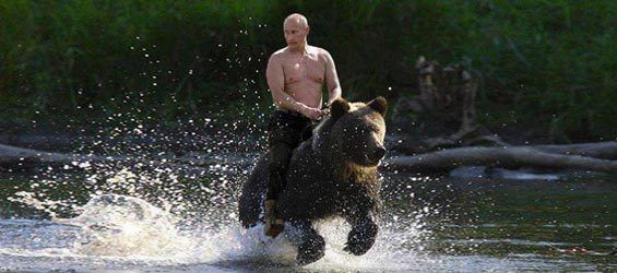POUTINE, HOMME D'ETAT, A OBTENU UN ISLAM RUSSE COMPLETEMENT SOUMIS A LA RUSSIE !
