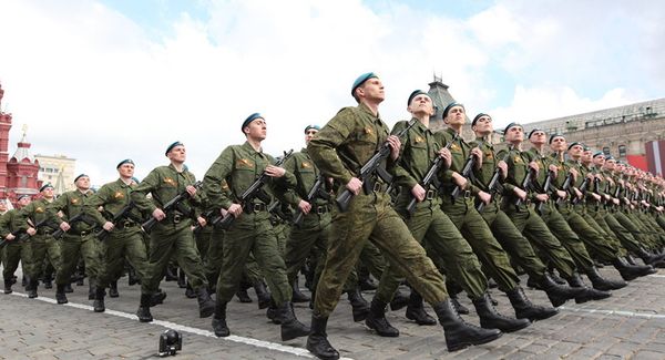 LA RUSSIE DEPASSE L'OTAN GRACE A LA MODERNISATION DE SON ARMEE !