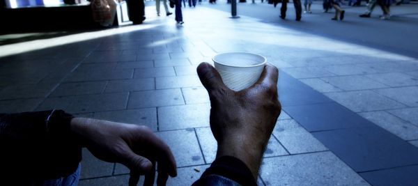 83%DES FRANCAIS PENSENT QUE CA VA MAL EN FRANCE !