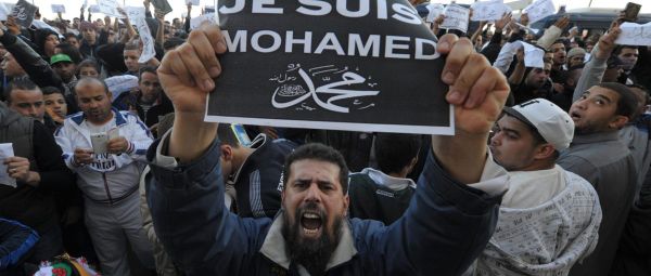 LE SILENCE ASSSOURDISSANT, COUPABLE DES MUSULMANS DE FRANCE FACE A L'ISLAM ASSASSSIN ET TOTALITAIRE !