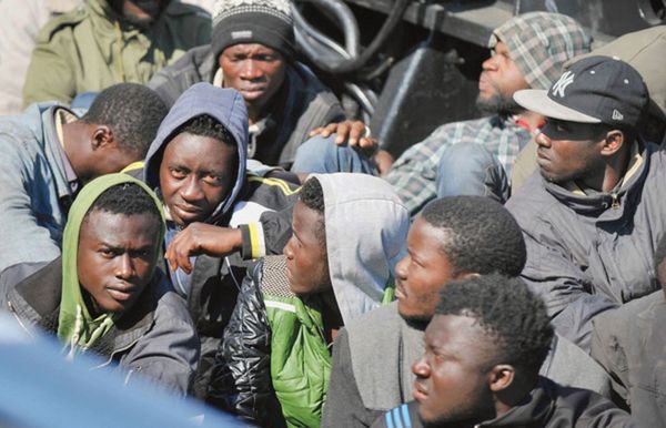 FRONTEX = LES BONNES SOEURS ET LES PASSEURS POUR AMENER LES IMMIGRES EN EUROPE !