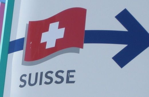 LES BANQUES CENTRALES ACHETENT DES OBLIGATIONS ET LA BANQUE NATIONALE SUISSE POUR 129 MILLIARDS DE DOLLARS D'ACTIONS !