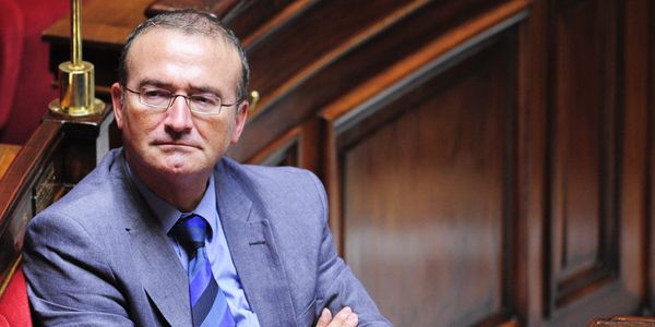 TRAHISON DE MARITON QUI RENIE SES CONVICTIONS ET SE RALLIE A LA CATASTROPHE JUPPE !