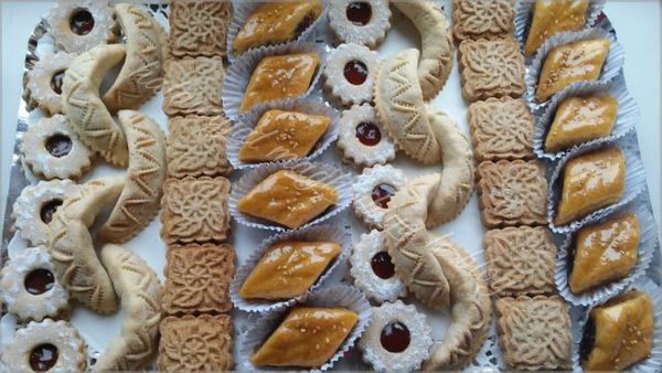 plateau de pâtisseries classiques