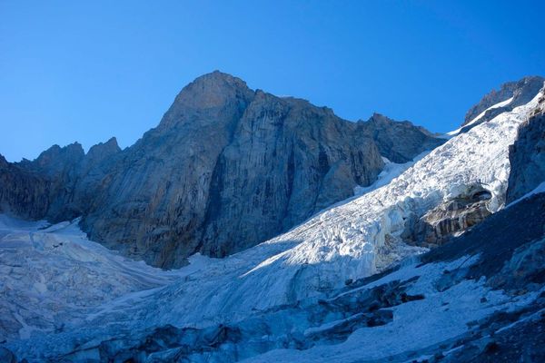 face sud des petites Jorasses.