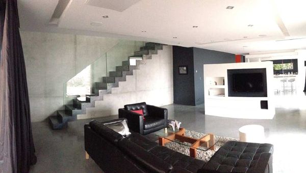 Salon et système home cinéma