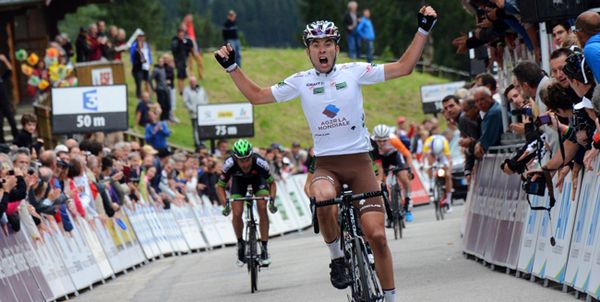 Florian Vachon sur le podium du tour de l'Ain