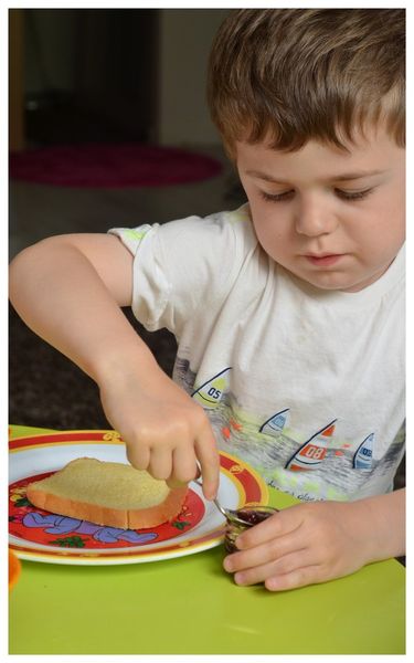 Des activités d'éveil fondées sur la pédagogie Montessori