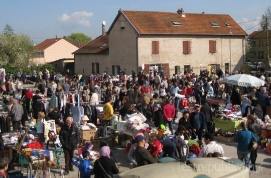 Rappel : vide-greniers le 12 avril