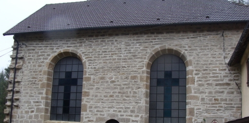 Aux petits soins pour la chapelle