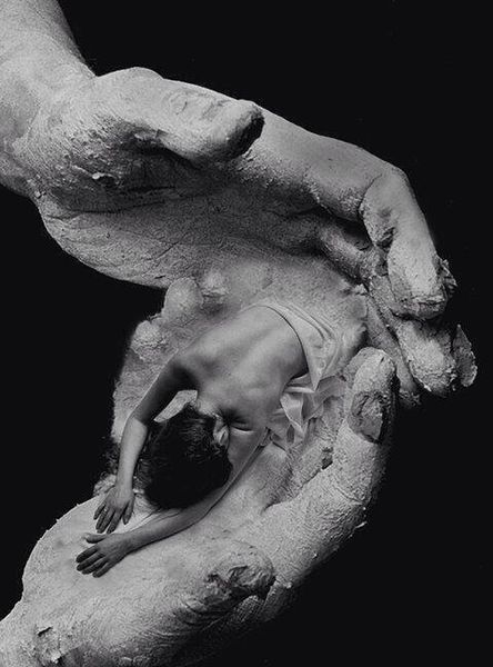 Habille-moi de tes mains. Je t'habillerai de mon âme. Jackie Pollaert