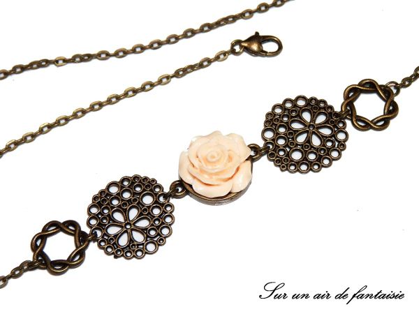 Headband, bijou de tête, base bronze avec jolie rose écrue, création unique.