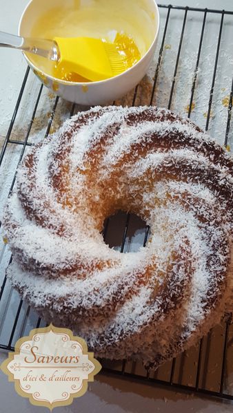Mouskoutchou (Cake Super, Ultra, Mega Moelleux ;;;;) Citron, Confiture d’Abricot et Noix de coco….