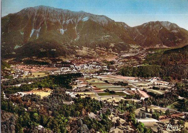 La bourgade de Casuaria sous le dôme du Crêt de Chambellon