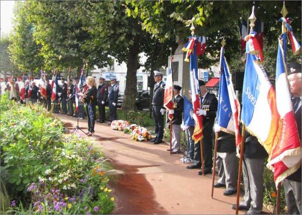 Commémoration de la Libération de Paris à La Garenne-Colombes.