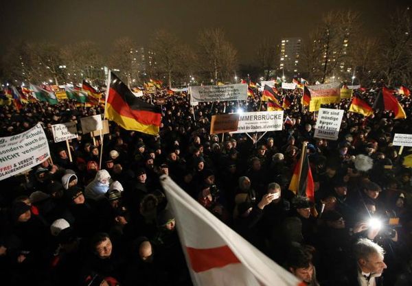 Allemagne : mobilisation record du mouvement anti Islam Pegida
