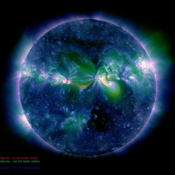 LE SOLEIL ET LA LUMIERE FROIDE 1/2