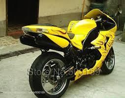 IMAGEN MOSTRANDO UN MOTOR NINJA AMARILLO