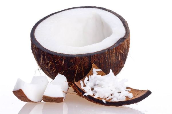 GOMMAGE A LA NOIX DE COCO RÂPÉE :