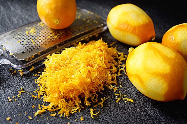 Ne pas jeter le zeste de citron et utiliser les pour soigner la douleur dans les articulations