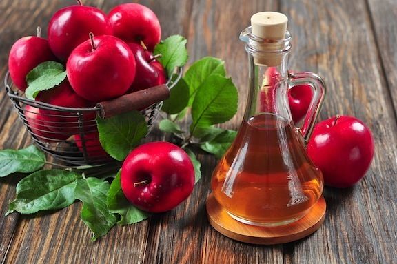 Comment le vinaigre de cidre fonctionne pour vous aider à perdre du poids?