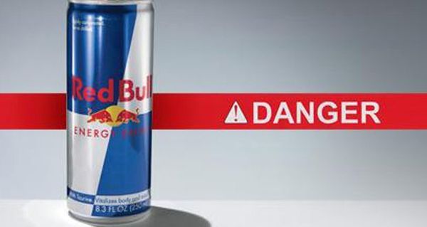 Voici comment votre corps réagit lorsque vous buvez du Red Bull. Âmes sensibles s’abstenir.