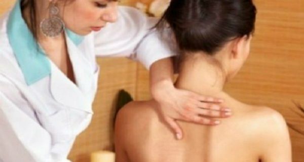 L'huile de ricin Remède Pour 25 Maladies: Allergies disparaît comme par magie!