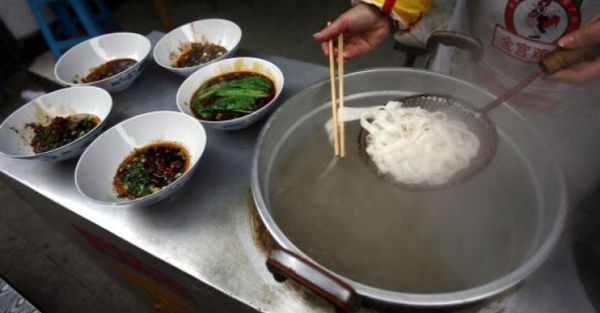 Restaurants chinois Trouvés leur nourriture pimentée avec la morphine pour obtenir des clients Addicted
