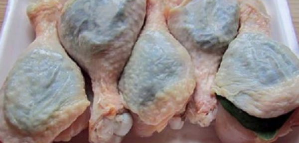 FDA admet finalement que la viande de poulet contient de l'arsenic causant le cancer