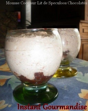Mousse Coco sur Lit de Speculoos Chocolatés