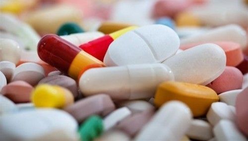 MEDICAMENTS ET SURVEILLANCE