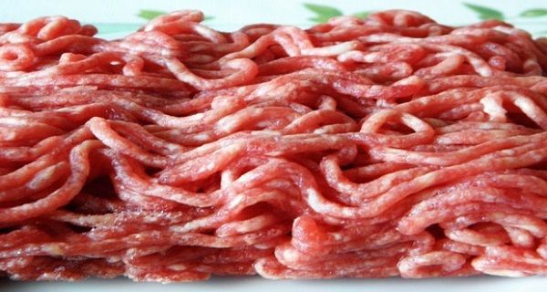 ne jamais acheter la viande hachée dans les supermarchés en raison de la astuces qu'ils utilisent pour garder la fraîcheur!
