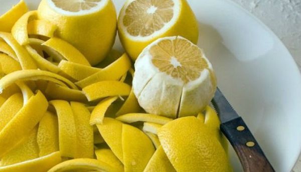 ATTENTION: LE ZESTE DE CITRON POUR SE DÉBARRASSER DE L'INFLAMMATION ET LA DOULEUR CHRONIQUE