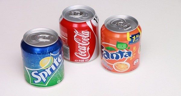 Soda contient de l'aspartame, pesticides et autres produits chimiques cancérigènes. Principales raisons pour cesser de Soda potable Immédiatement