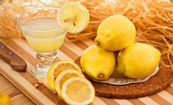 Buvez un verre d’eau au citron pendant 28 jours et observez les changements dans votre corps.