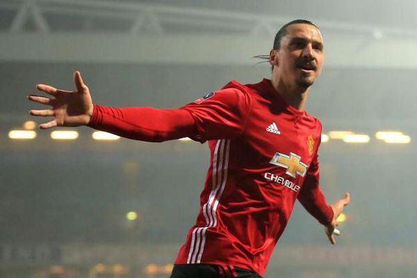 Une bombe !!! L'OM a fait une offre pour Zlatan #mercato #teamom #om