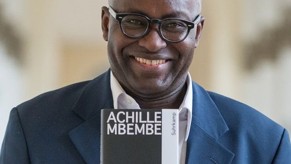 Entretien avec le Prof Achille Mbembe: "il faut savoir organiser la fin"