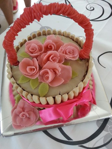 Gâteau panier de roses