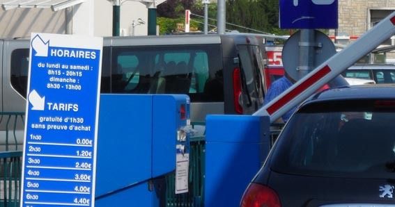 90 minutes gratuites (!) : voilà qui n'incite guère à la flanerie...