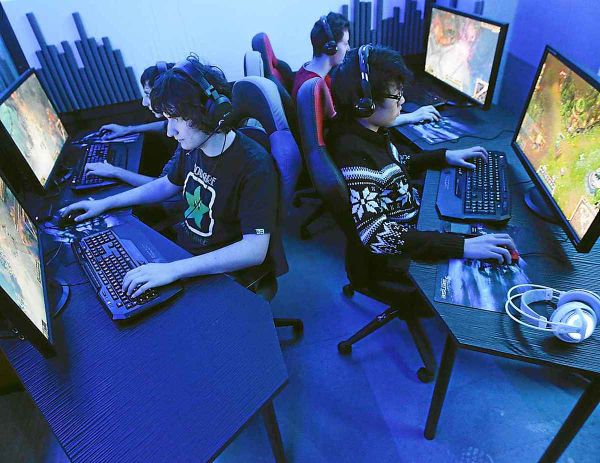 Jeux vidéo: 10% des ados, surtout des garçons, ont un usage problématique