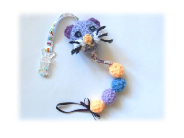 attache tétine doudou chat