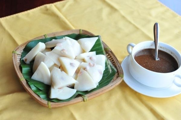 Bánh đúc chấm tương bần gợi nhớ hương vị quê nhà